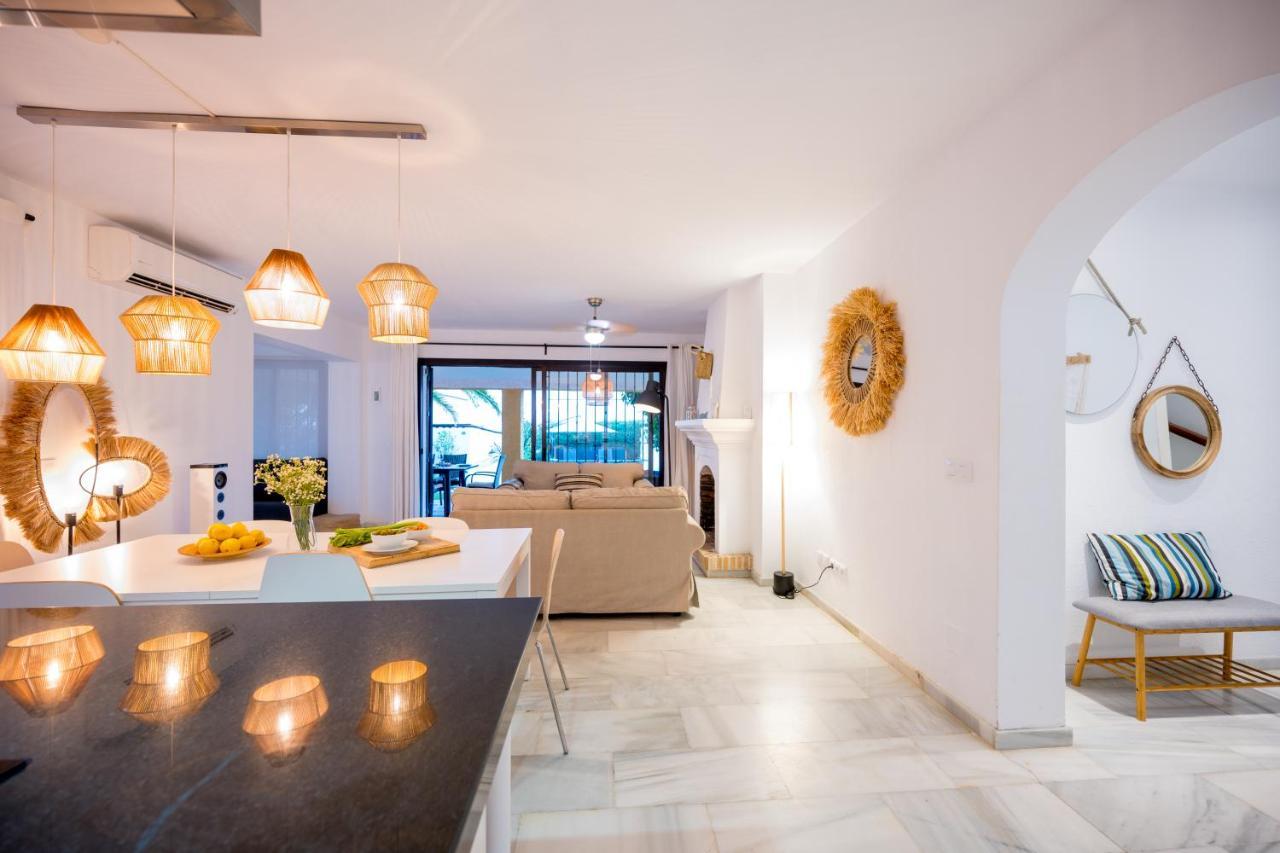 Typical Beach House Las Chapas Playa With Heated Pool Marbella Exterior photo