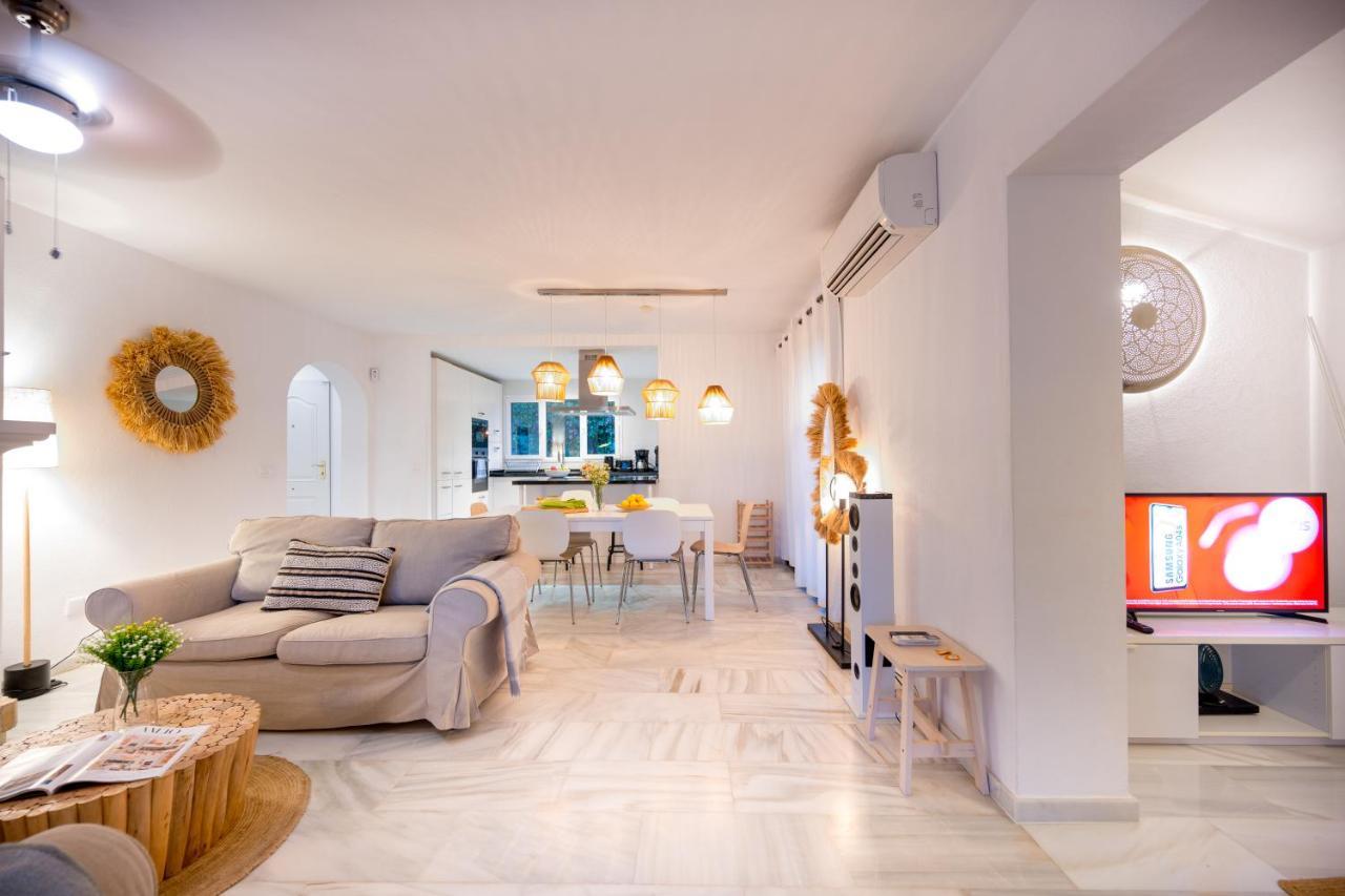Typical Beach House Las Chapas Playa With Heated Pool Marbella Exterior photo