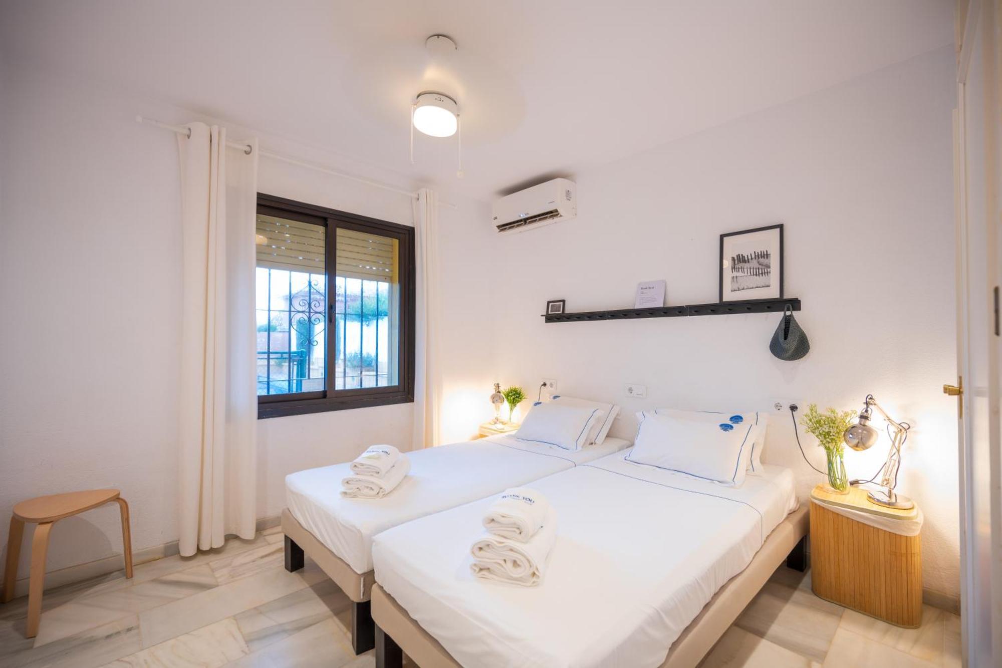 Typical Beach House Las Chapas Playa With Heated Pool Marbella Exterior photo