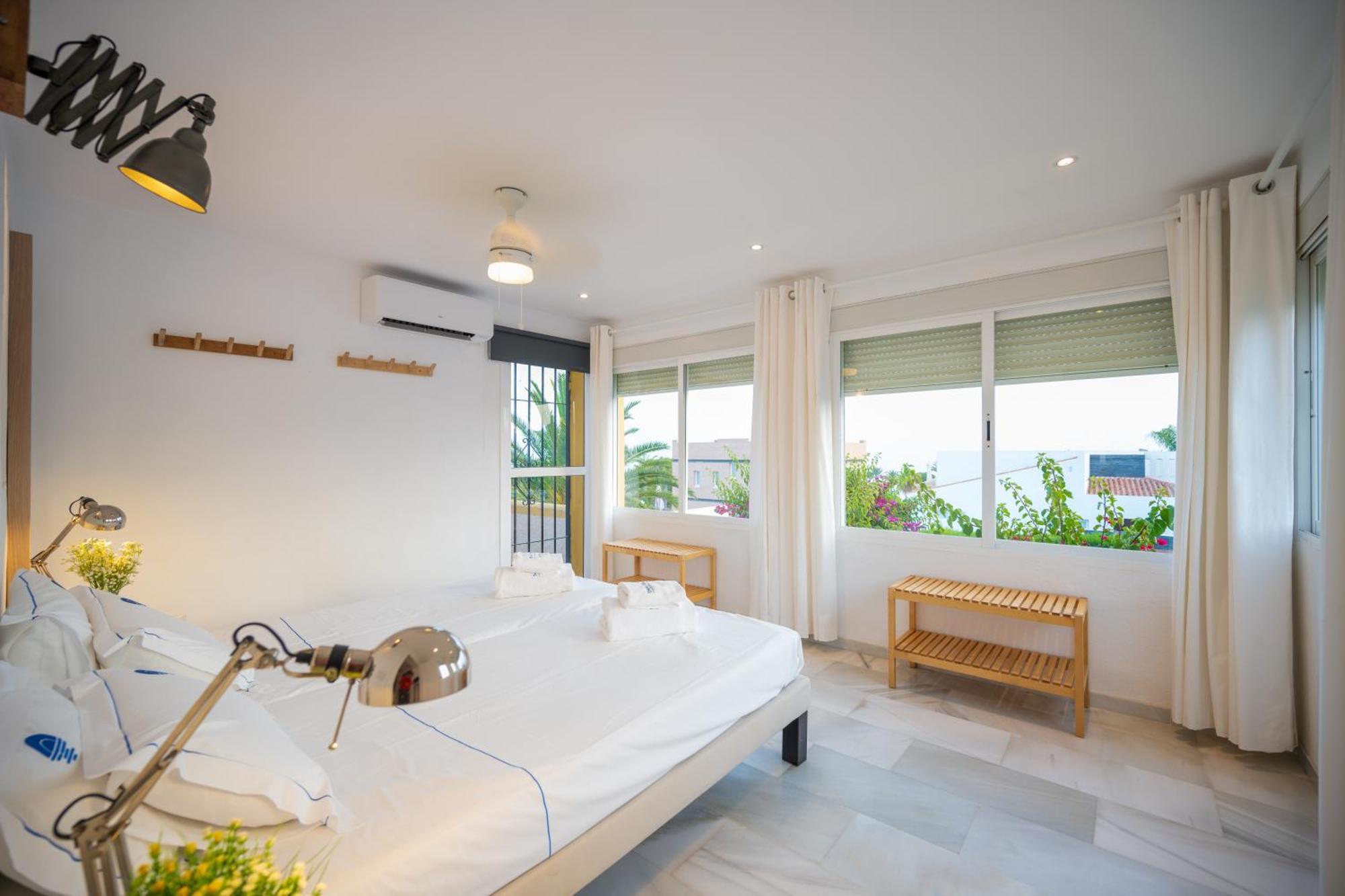 Typical Beach House Las Chapas Playa With Heated Pool Marbella Exterior photo