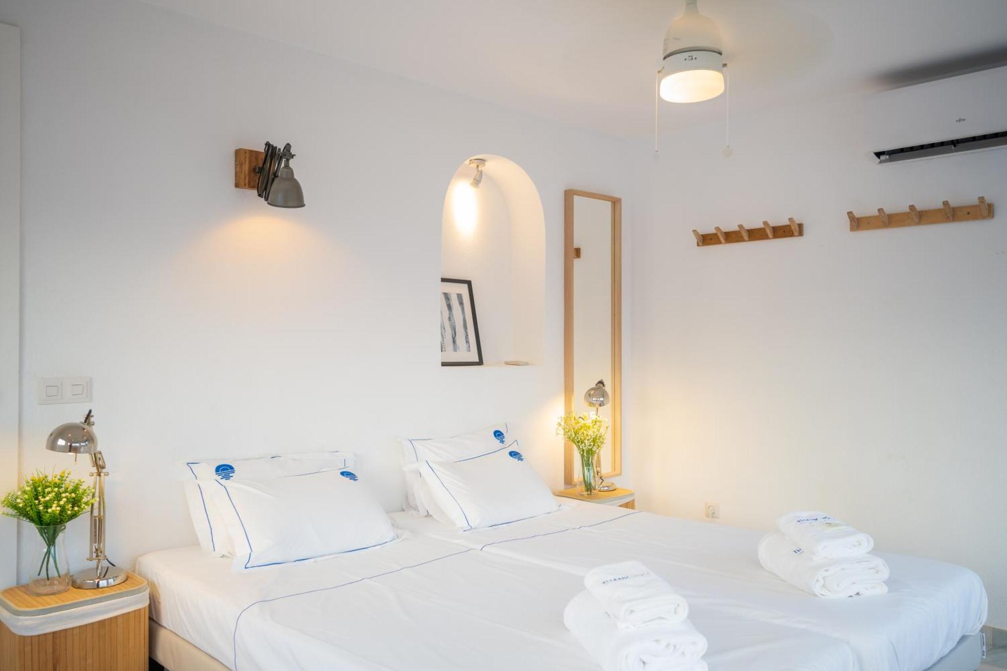 Typical Beach House Las Chapas Playa With Heated Pool Marbella Exterior photo