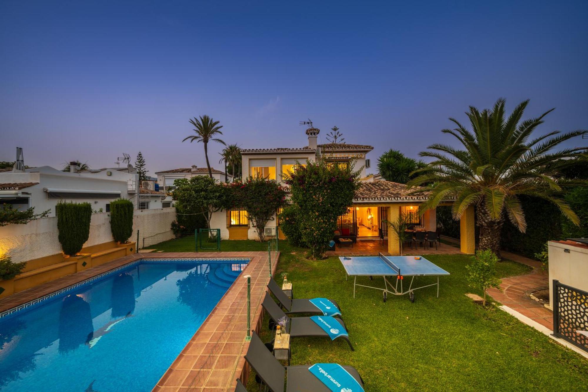 Typical Beach House Las Chapas Playa With Heated Pool Marbella Exterior photo