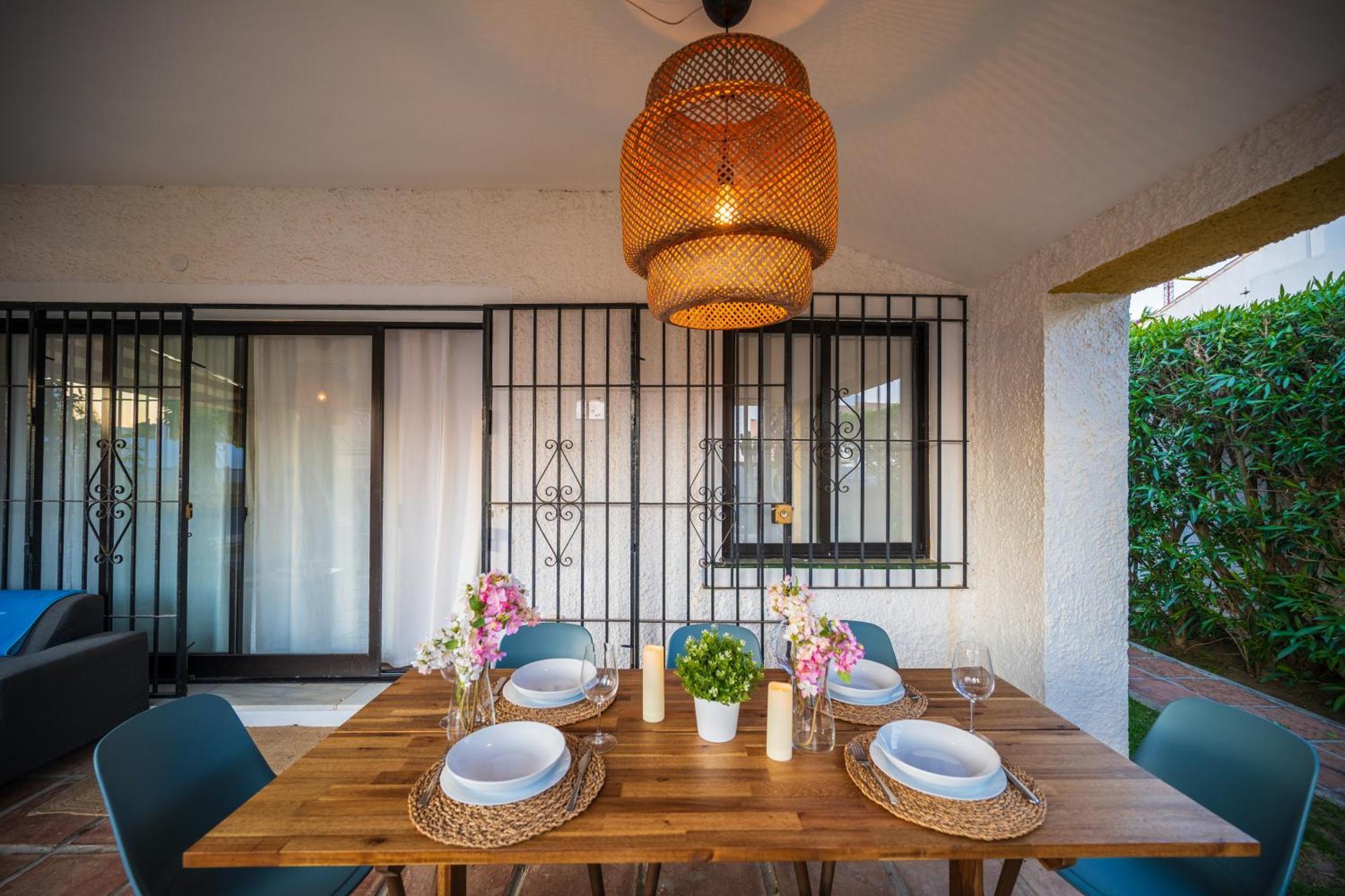 Typical Beach House Las Chapas Playa With Heated Pool Marbella Exterior photo